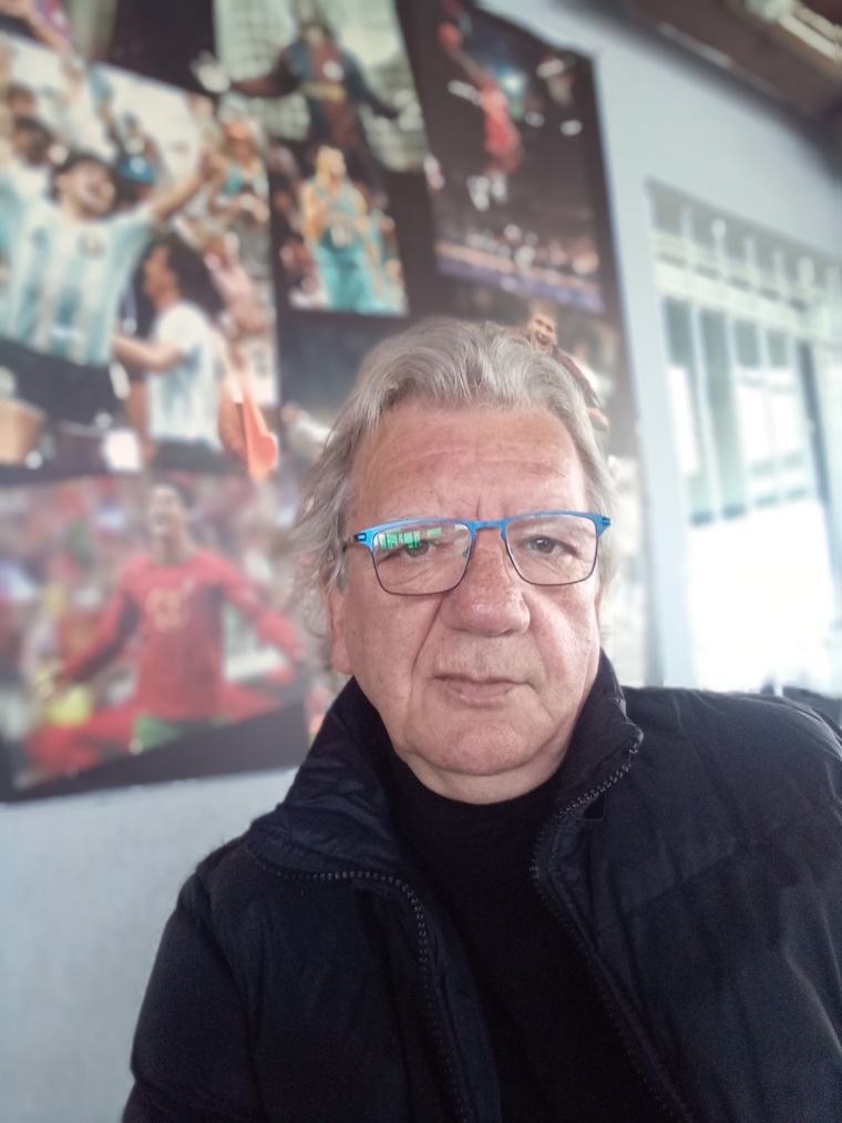 Χαριζάνης Σάκης