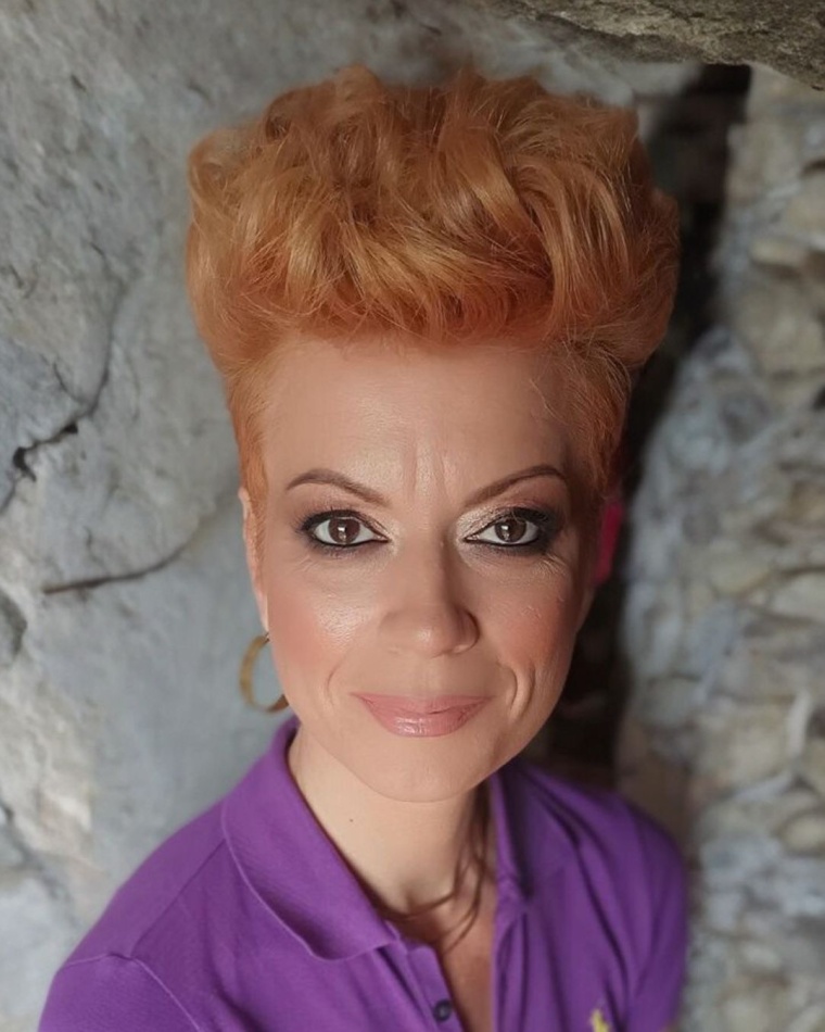 Τύπου Εύη